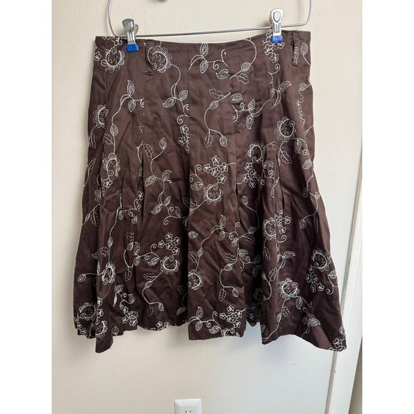 Kenar Embroidered Floral Pleated Skirt A Line Women's Size 8 Brown Lined Flared - Picture 2 of 7